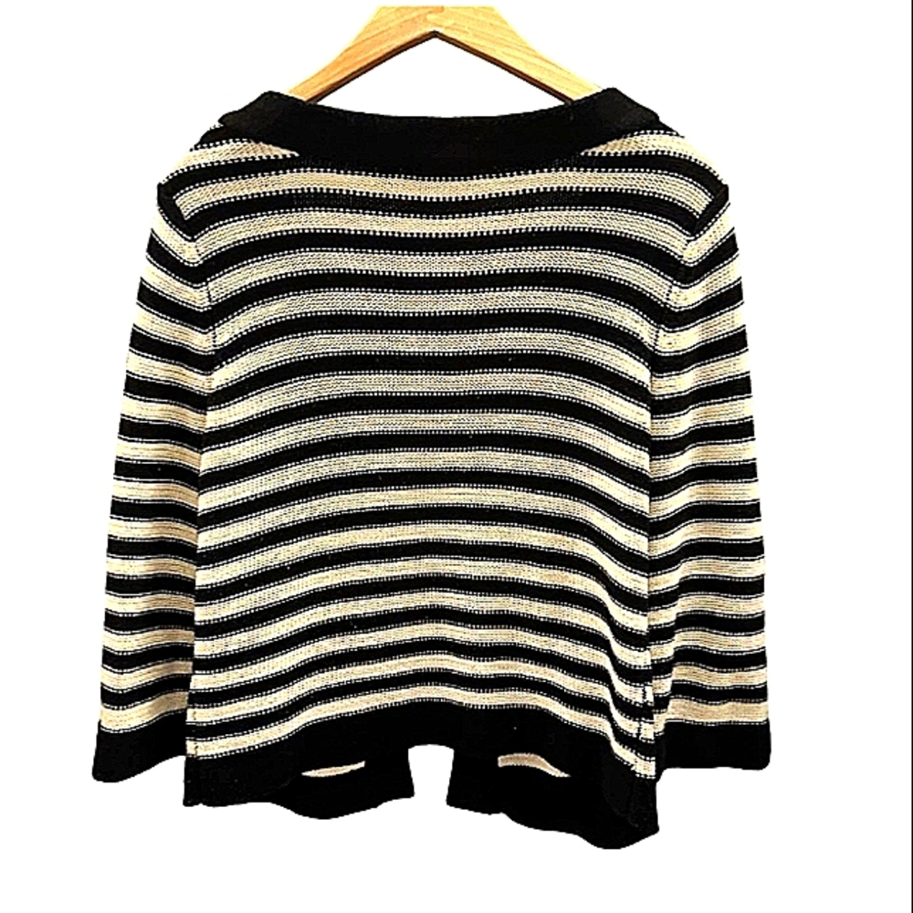 CROFT & BARROW VINTAGE  BLACK AND WHITE  BELL SLEEVE CARDIGAN EUC - Picture 4 of 9